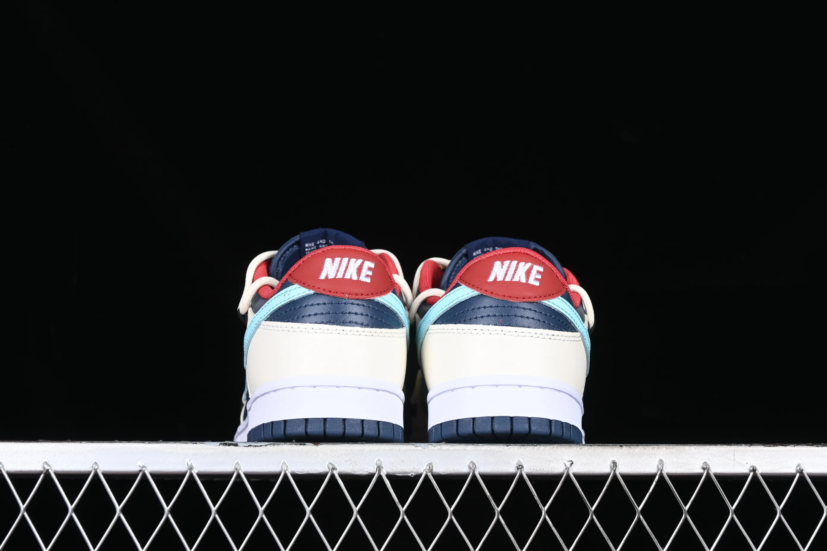 All categories Nk SB Dunk series Nk SB Dunk Low low-top sneakers Nk Dunk Low Retro customized version of deconstructed strappy low-top casual sneakers DD1503-602